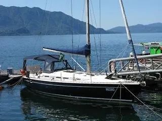 Boat & Breakfast *