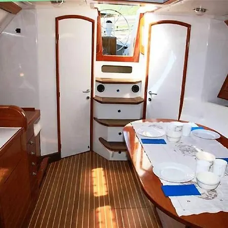 Boat & Breakfast Cannero Riviera